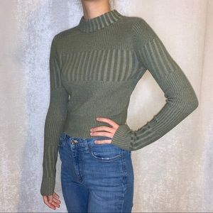 American Eagle Green Cropped Mock Neck Sweater